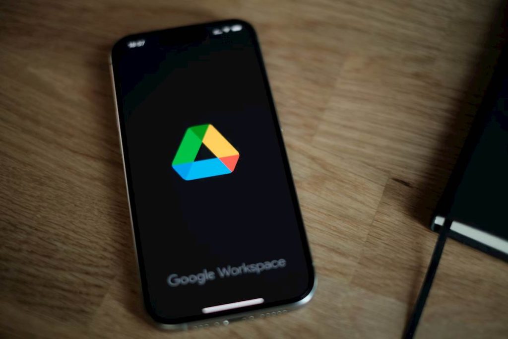 Google Drive scrapes your iPhone’s photos, then targets you with ads