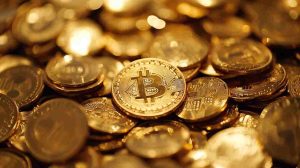 ‘Bitcoin must stay above $100,000 or else’: Bloomberg analyst weighs in on Bitcoin’s role in the wider market