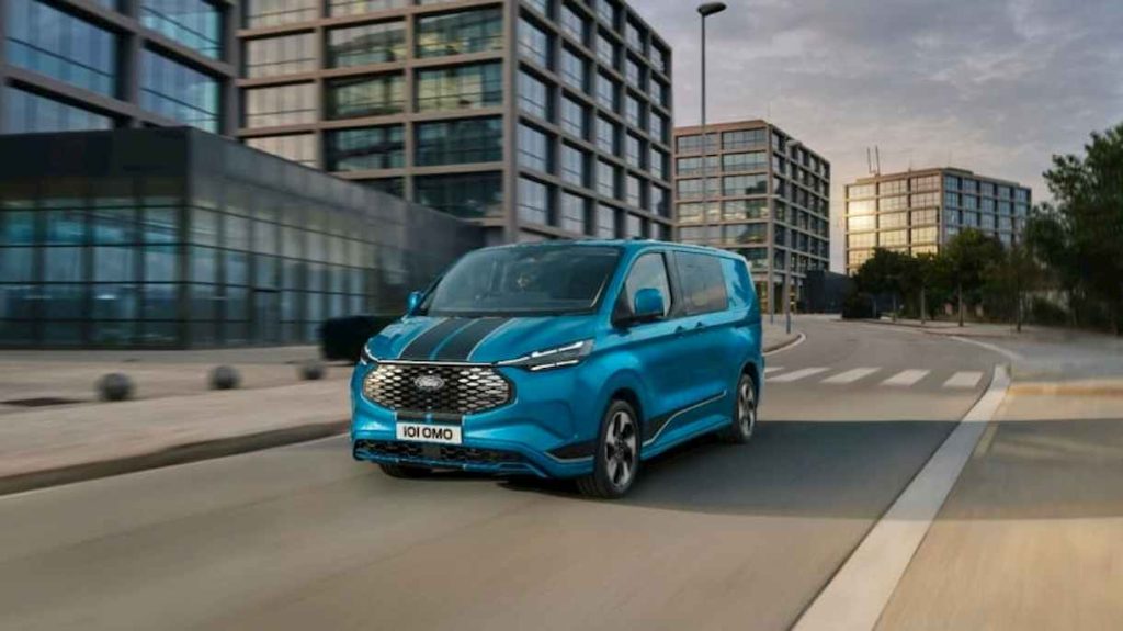 Ford Begins Sale of Preowned Cars on Amazon