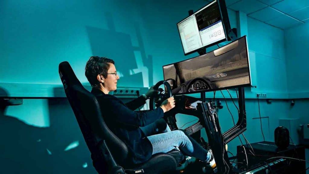 Porsche to use super realistic driving simulators to pre-validate developments