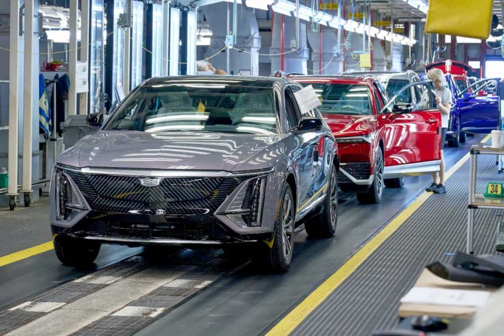 General Motors embraces AI in manufacturing, but not for the reason you think