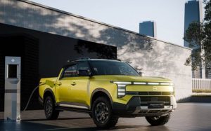 Nissan debuts electrified pickup truck Frontier Pro and N7 sedan