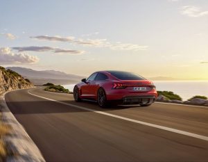 Audi reveals e-tron GT quattro premium BEV: first look