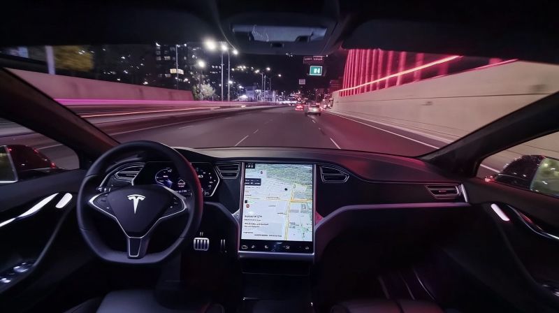 Elon Musk lays out timeline for Tesla’s unprecedented self-driving jump