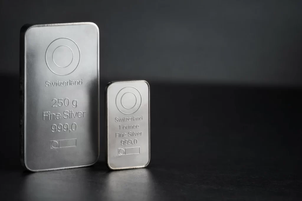 Silver Sees Sharp Selloff and Sparks Crypto Rotation Debate