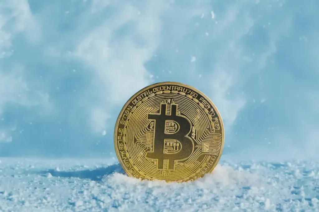 Bitcoin's hashrate dip wasn't structural. It was weather-driven.