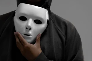 Beware: Ethereum Address-Poisoning Scams Accelerate; How to Stay Safe?