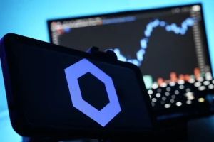 Chainlink’s 499% Social Volume Spike: Why Attention is Outpacing Price