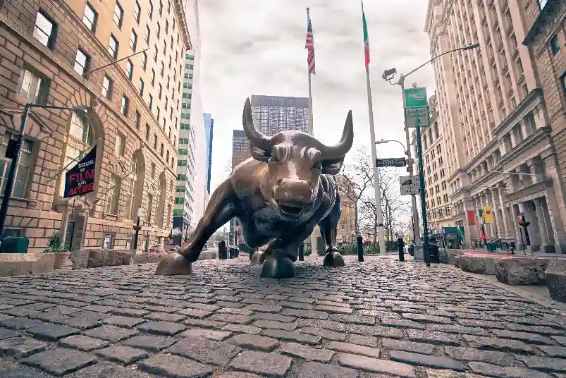 JPMorgan’s Blockchain Pivot Signals Wall Street’s Next Big Trade