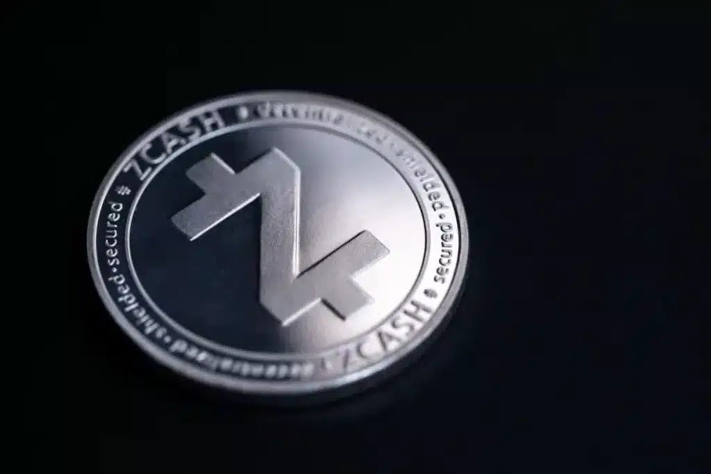 The Disconnect: $ZEC Prices Rebound While Social Sentiment Dries Up